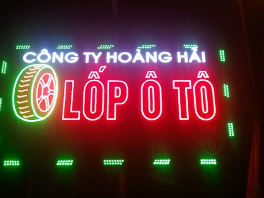 bien quang cao led