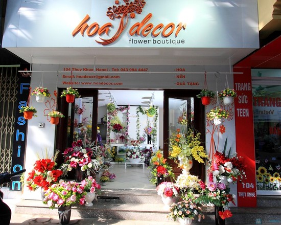 Làm biển hiệu shop hoa tươi đẹp , chất lượng tại Hà Nội