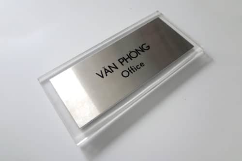 bien hiệu van phong 4